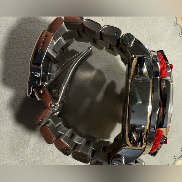 Invicta Bolt Men’s Watch - Picture 5 of 11